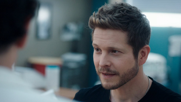 Matt Czuchry - The Resident (2019) 3x04 &#039;Belief System&#039;
