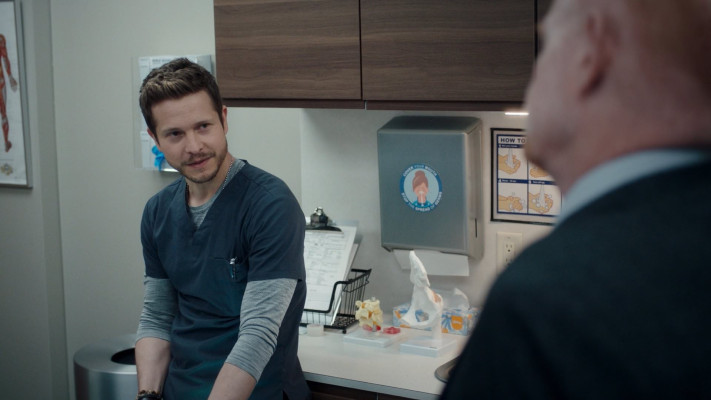 Matt Czuchry - The Resident (2019) 3x06 &#039;Nurses Day&#039;
