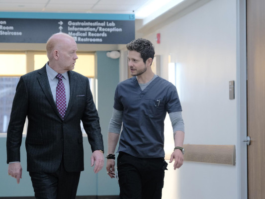 Matt Czuchry - The Resident (2019) 3x06 &#039;Nurses Day&#039;