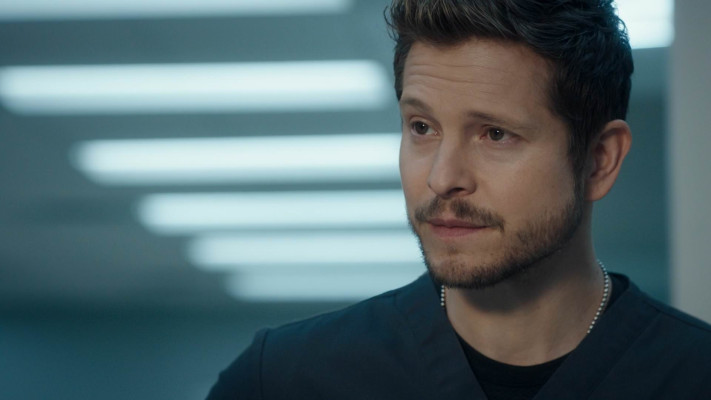 Matt Czuchry - The Resident (2019) 3x07 &#039;Woman Down&#039;