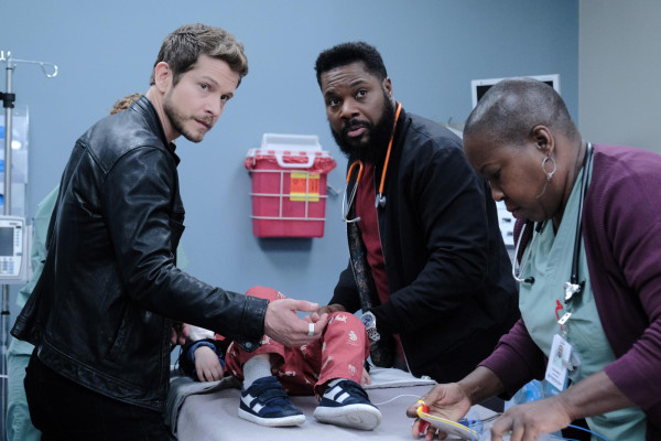 Matt Czuchry - The Resident (2019) 3x08 &#039;Peking Duck Day&#039;