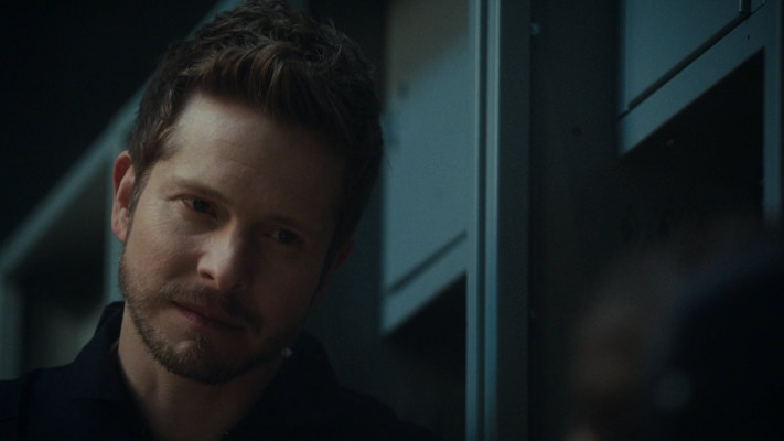 Matt Czuchry - The Resident (2020) 3x11 &#039;Free Fall&#039;