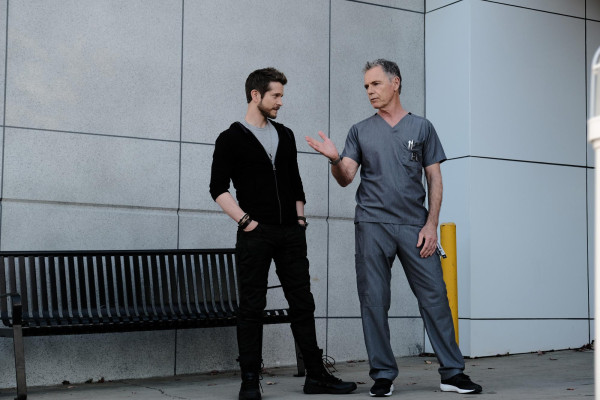 Matt Czuchry - The Resident (2020) 3x12 &#039;Best Laid Plans&#039;