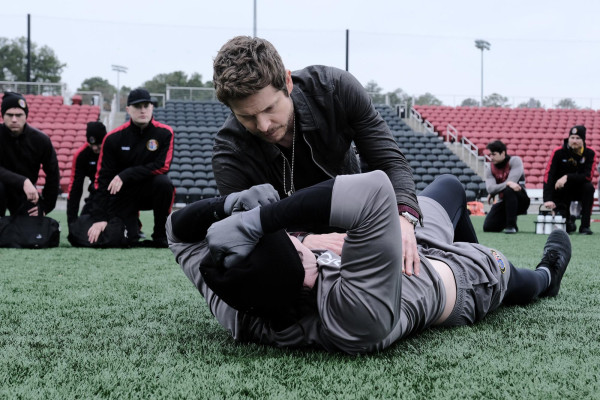 Matt Czuchry - The Resident (2020) 3x13 &#039;How Conrad Gets His Groove Back&#039;