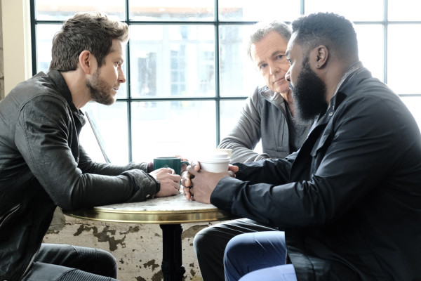 Matt Czuchry - The Resident (2020) 3x13 &#039;How Conrad Gets His Groove Back&#039;