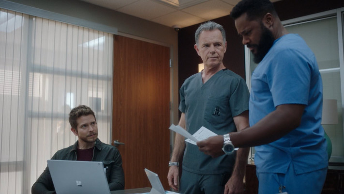 Matt Czuchry - The Resident (2020) 3x13 &#039;How Conrad Gets His Groove Back&#039;