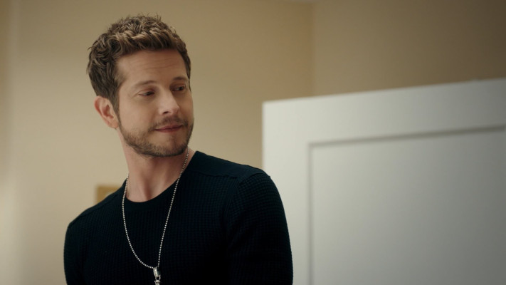 Matt Czuchry - The Resident (2020) 3x14 &#039;The Flea&#039;