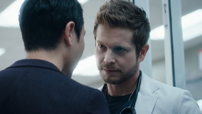 Matt Czuchry - The Resident (2020) 3x14 &#039;The Flea&#039;