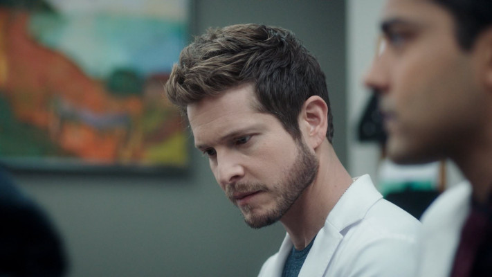 Matt Czuchry - The Resident (2020) 3x15 &#039;Last Shot&#039;