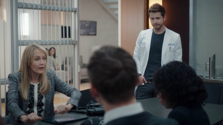 Matt Czuchry - The Resident (2020) 3x15 &#039;Last Shot&#039;