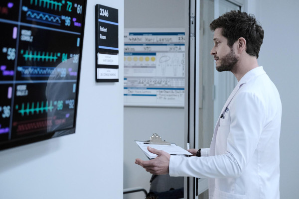 Matt Czuchry - The Resident (2020) 3x16 &#039;Reverse Cinderella&#039;