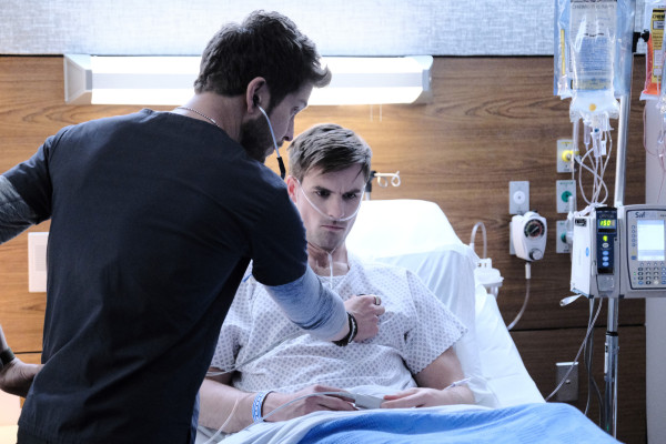 Matt Czuchry - The Resident (2020) 3x18 &#039;So Long, Dawn Long&#039;