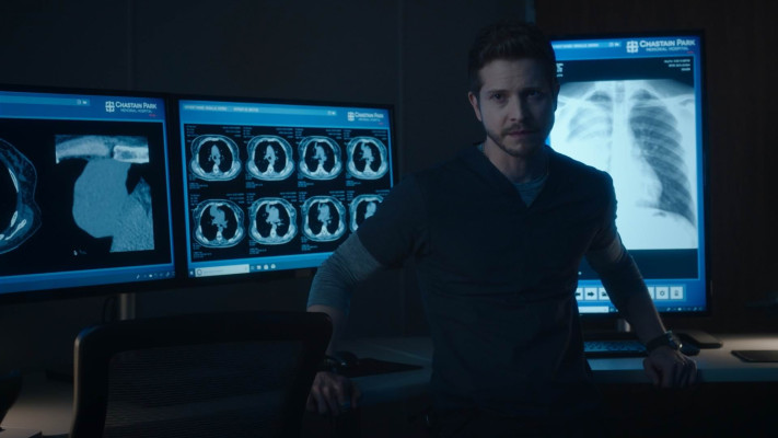 Matt Czuchry - The Resident (2020) 3x18 &#039;So Long, Dawn Long&#039;