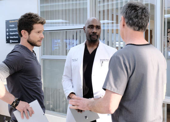 Matt Czuchry - The Resident (2020) 3x20 &#039;Burn it All Down&#039;