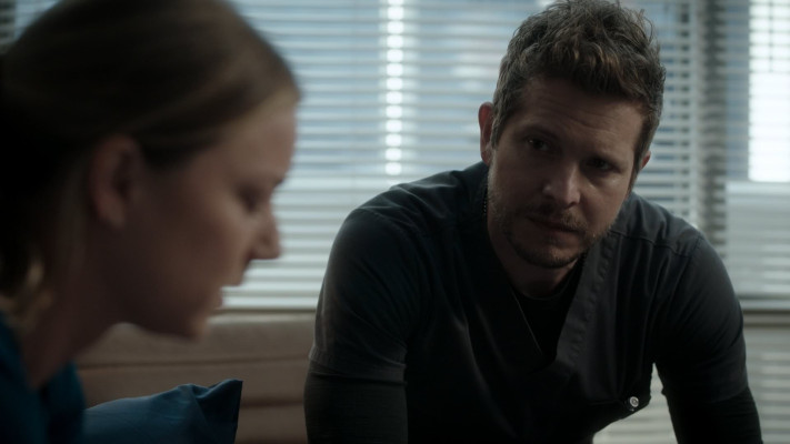 Matt Czuchry - The Resident (2021) 4x01 &#039;A Wedding, A Funeral&#039;