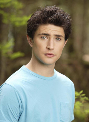 photo 3 in Matt Dallas gallery [id299244] 2010-09-24 00:00:00