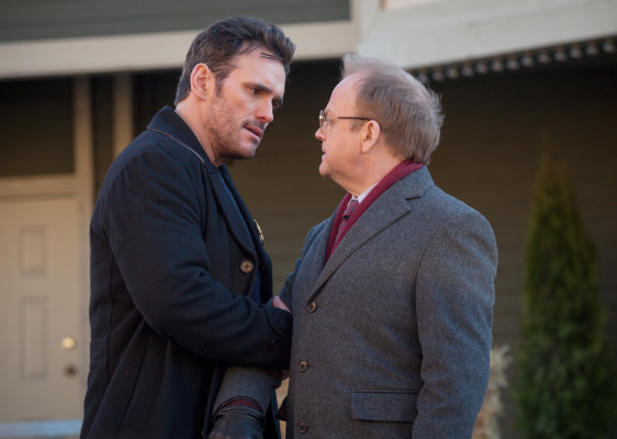 Matt Dillon - Wayward Pines (2015) 1x08 &#039;The Friendliest Place on Earth&#039;