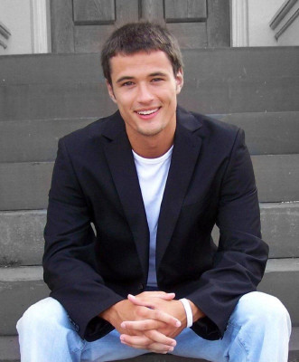 Matthew Atkinson  pic #473252