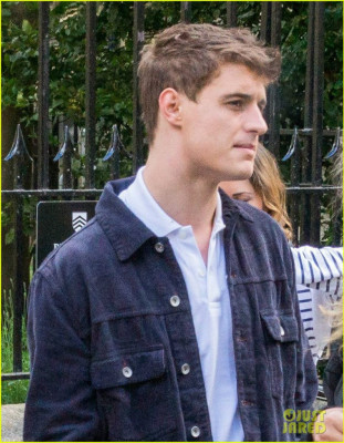 Max Irons pic #705803