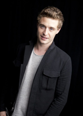 Max Irons pic #703807