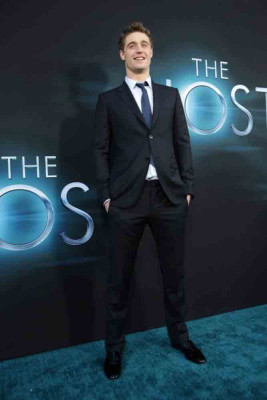 Max Irons pic #704684