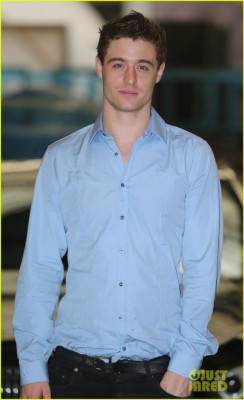 Max Irons pic #710464