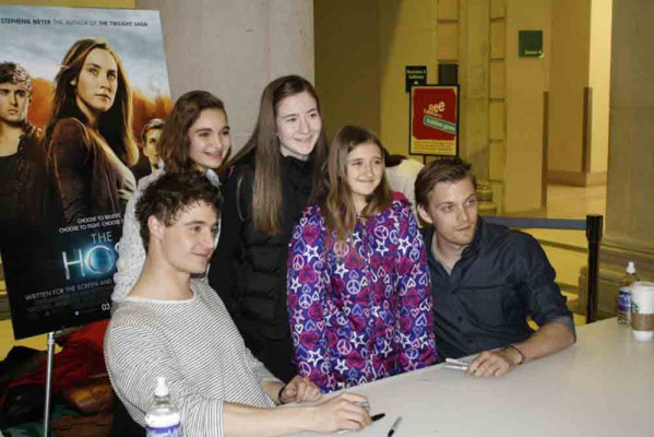 Max Irons pic #705458