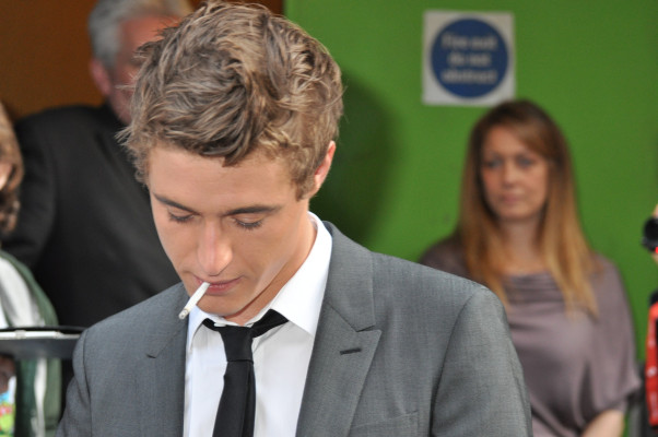 Max Irons pic #703629