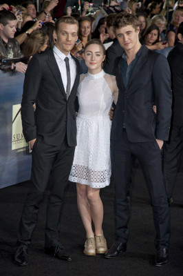 Max Irons pic #703628