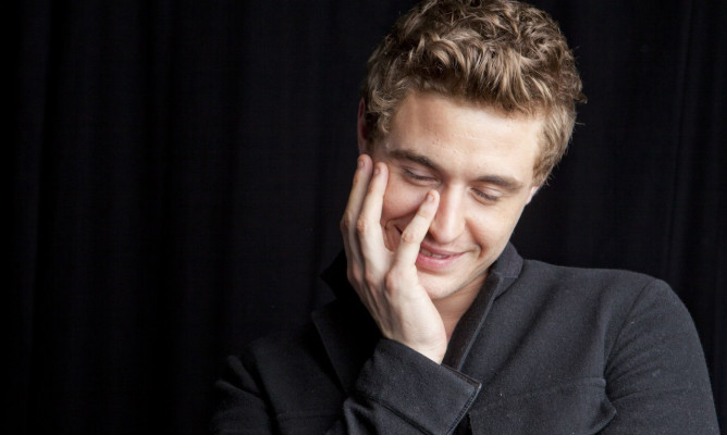 Max Irons pic #708723