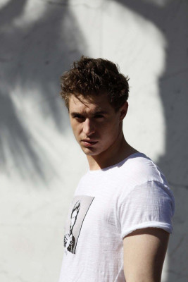 Max Irons pic #703171