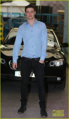 Max Irons pic #710465