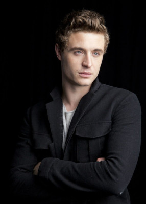 Max Irons pic #708463