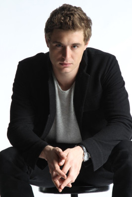 Max Irons pic #707844