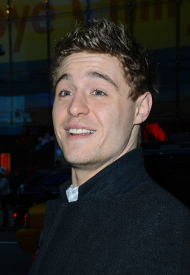 Max Irons pic #705453
