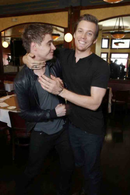 Max Irons pic #705485