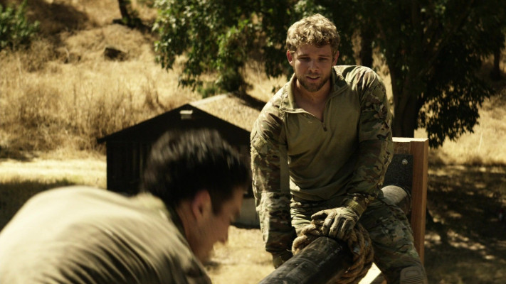 Max Thieriot - Seal Team (2017) 1x02 &#039;Other Lives&#039;