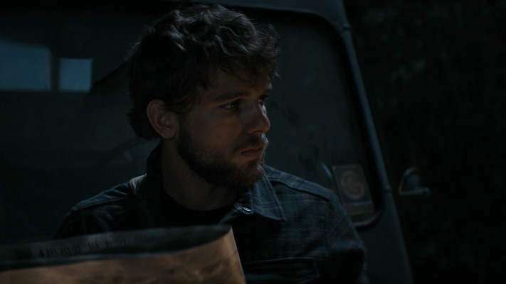 Max Thieriot - Seal Team (2018) 1x11 &#039;Containment&#039;