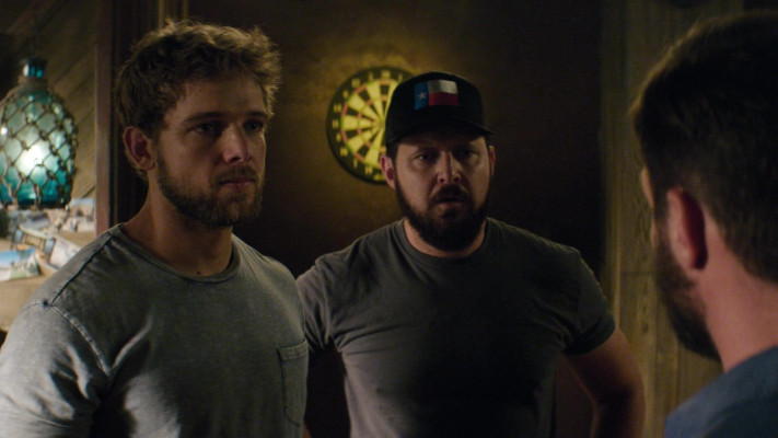 Max Thieriot - Seal Team (2018) 2x03 &#039;The Worst Of Conditions&#039;