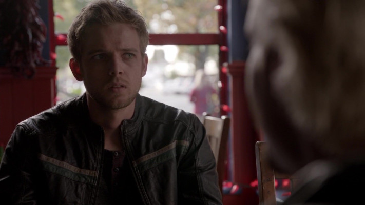 Max Thieriot - Bates Motel (2014) 2x05 &#039;The Escape Artist&#039;