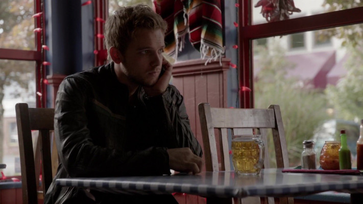 Max Thieriot - Bates Motel (2014) 2x05 &#039;The Escape Artist&#039;
