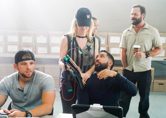 Max Thieriot - Seal Team (2018) 2x06 &#039;Hold What You Got&#039;