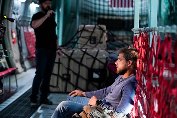 Max Thieriot - Seal Team (2018) 2x10 &#039;Prisoner&#039;s Dilemma&#039;