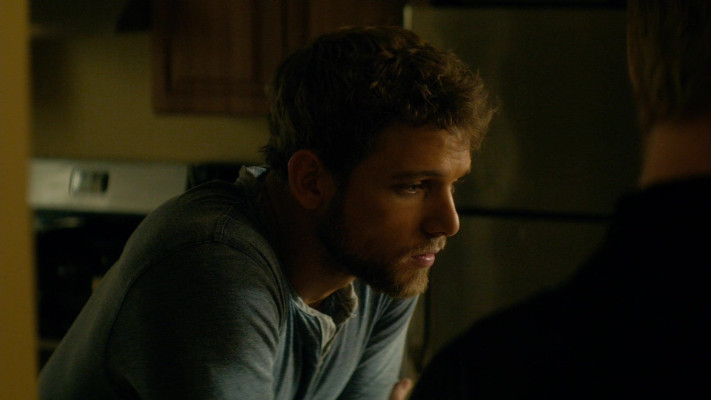 Max Thieriot - Seal Team (2019) 2x16 &#039;Dirt, Dirt, Gucci&#039;