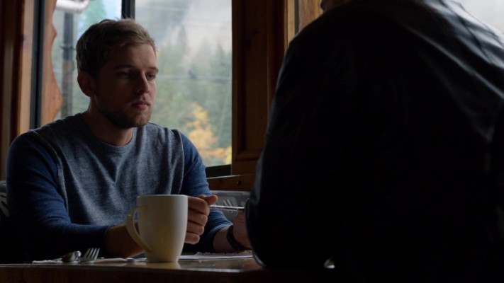 Max Thieriot - Bates Motel (2015) 3x01 &#039;A Death in the Family&#039;