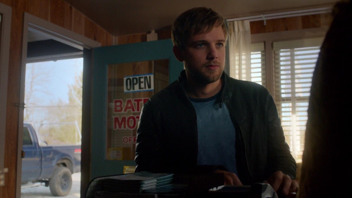 Max Thieriot - Bates Motel (2015) 3x07 &#039;The Last Supper&#039;