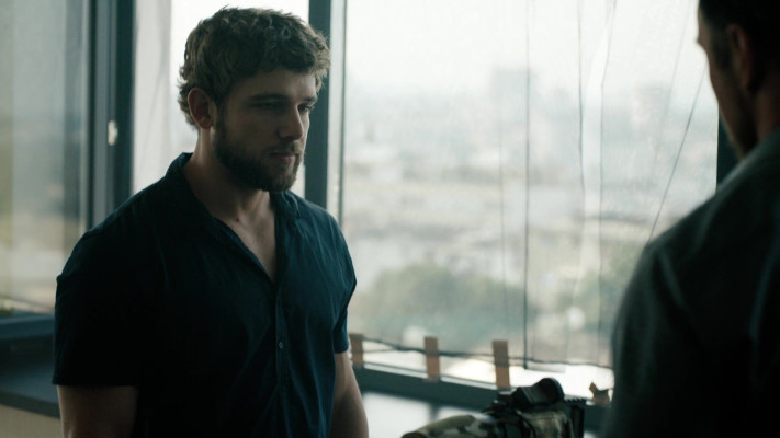 Max Thieriot - Seal Team (2019) 3x07 &#039;The Ones You Can&#039;t See&#039;