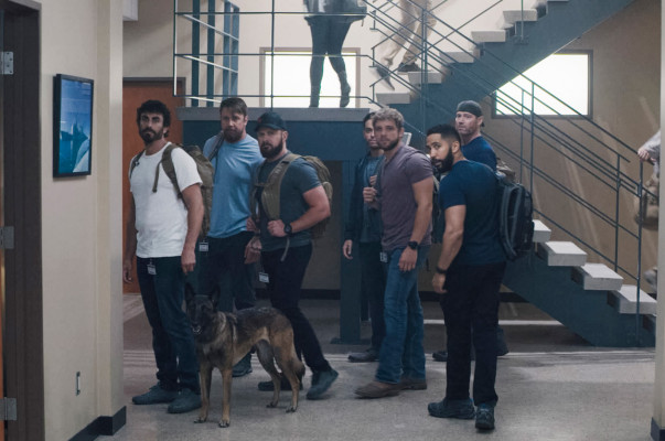 Max Thieriot - Seal Team (2019) 3x07 &#039;The Ones You Can&#039;t See&#039;