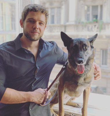 Max Thieriot - Seal Team (2019) 3x07 &#039;The Ones You Can&#039;t See&#039;