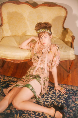 Maya Thurman Hawke pic #1209978